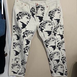 Statute of David Graphic Print Jeans